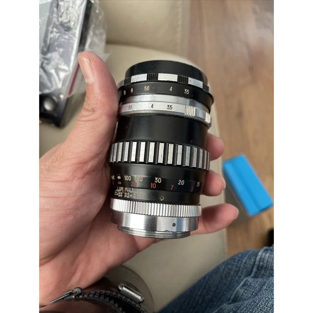 Vintage Minolta Lens 135mm. (16)